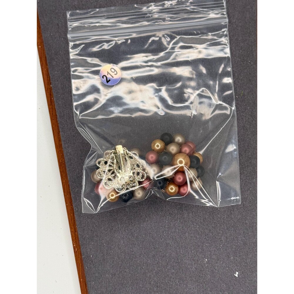 Vintage Japan Multicolor Faux Pearl Cluster Clip-On Statement Earrings - Picture 11 of 11